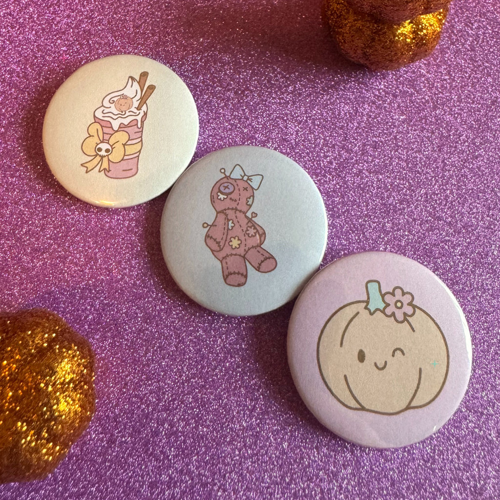 Pumpkin Spice & Symptom Spikes – 3 × 32mm Badge Set